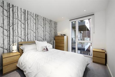 2 bedroom apartment to rent, Devan Grove London N4