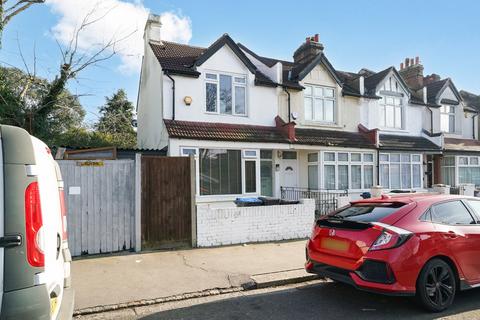 3 bedroom end of terrace house for sale, Swain Road, Thornton Heath, CR7