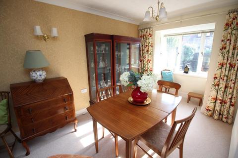 undefined, Courville Close, Alveston