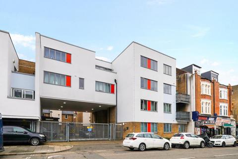 1 bedroom flat for sale, Horn Lane, Acton