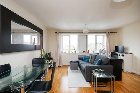 1 bedroom flat for sale, Horn Lane, Acton