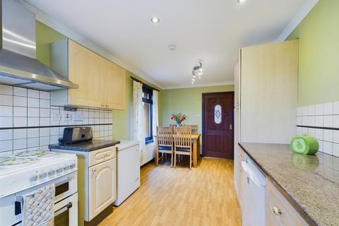 3 bedroom detached bungalow for sale, College Mill Road, Almondbank PH1