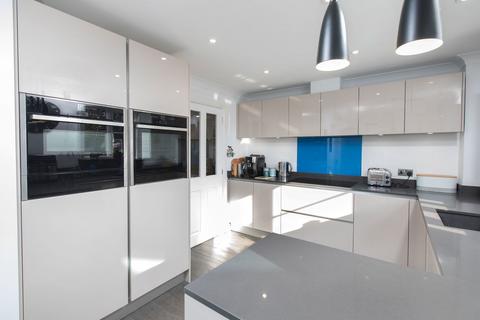 74 Corby Road, Weldon, Corby, NN17 3HX