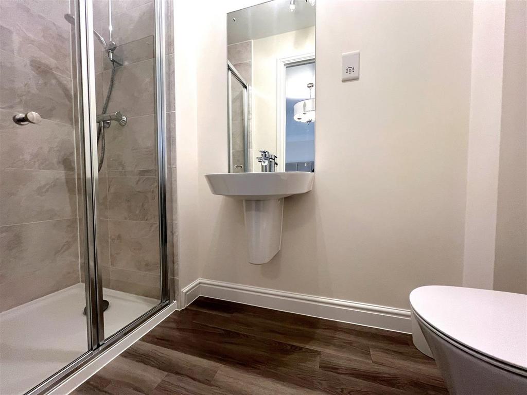 Ensuite.jpg