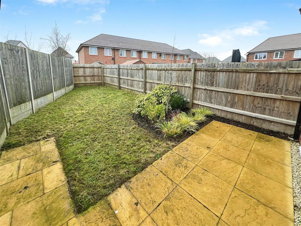 6cbc313c-garden 202.jpg