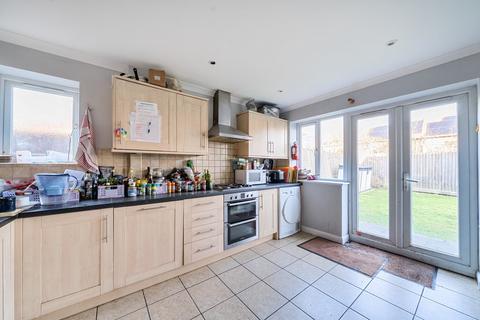 3 bedroom detached house for sale, Maytree Close, Guildford, GU1