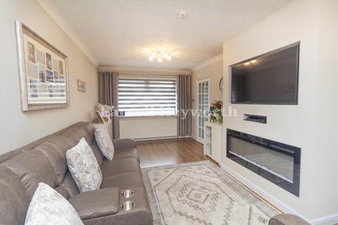 undefined, Pickthorn Close, Lancaster LA1