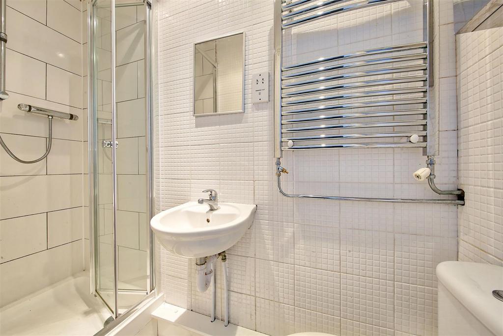 216a earlsfield road ensuite2.jpg