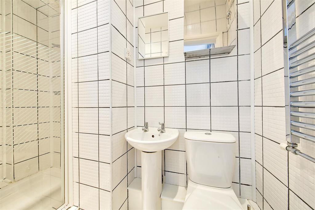 216a earlsfield road ensuite1.jpg