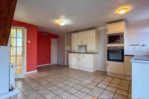 5 Bakewell Close, Balderton, Newark, NG24 3DY