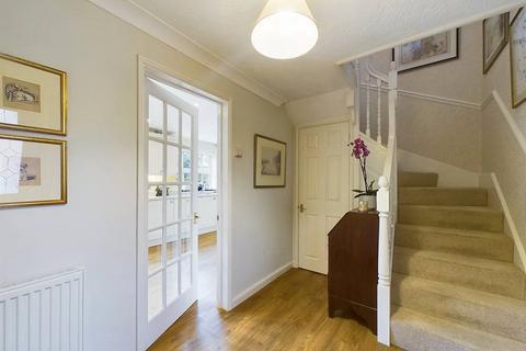 17 Deal Crescent, Worcester, WR4 0LJ