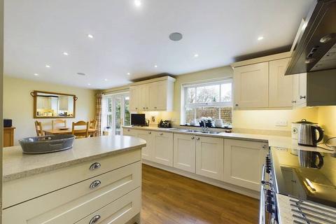 17 Deal Crescent, Worcester, WR4 0LJ