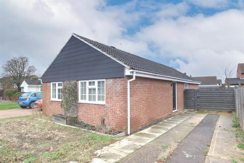 3 bedroom detached bungalow for sale, Erica Road, St. Ives