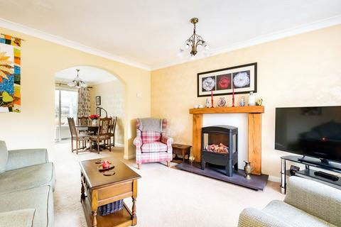132 Couzens Close, Chipping Sodbury, Bristol, BS37 6BU