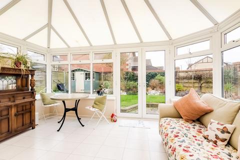 132 Couzens Close, Chipping Sodbury, Bristol, BS37 6BU
