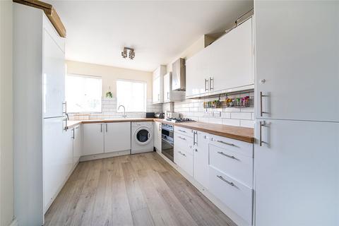 2 bedroom flat for sale, Gleeson Mews, Surrey KT15