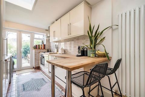 31a Eastdown Park, London, SE13 5HU