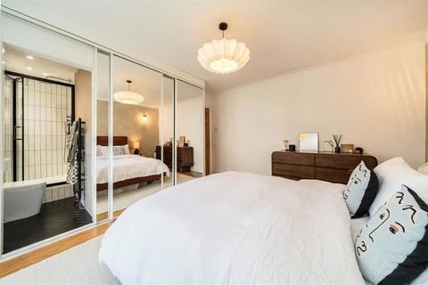 31a Eastdown Park, London, SE13 5HU