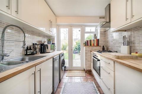 31a Eastdown Park, London, SE13 5HU