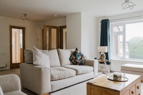 31 Penfold Way, Steyning, BN44 3PG