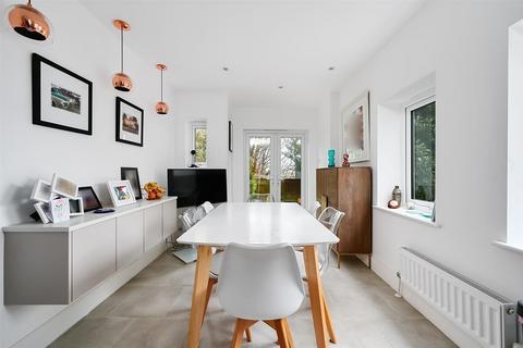 5 bedroom terraced house for sale, Braybrooke Road, Hastings