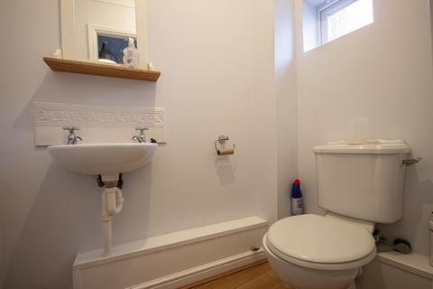 20 Bridges View, Gateshead, NE8 1NZ
