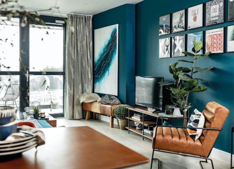Living Room.jpg