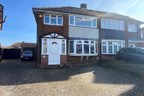 52 Clipper Crescent, Gravesend, DA12 4NN