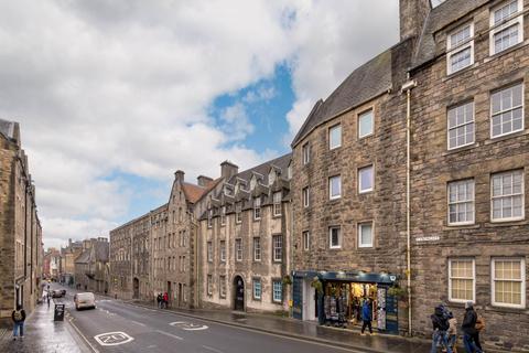 1 bedroom flat to rent, Canongate, Edinburgh,