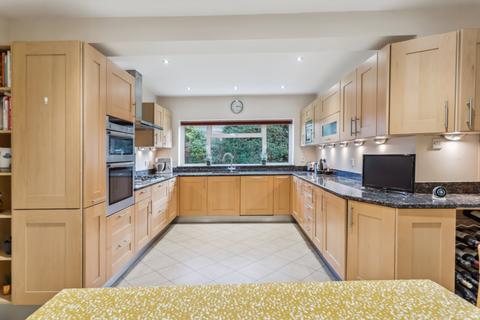 undefined, Cherry Tree Lane, Chalfont St Peter, Buckinghamshire, SL9