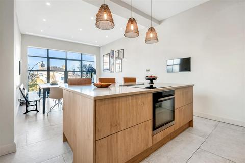 49 Upper Vernon Road, Sutton, SM1 4NW