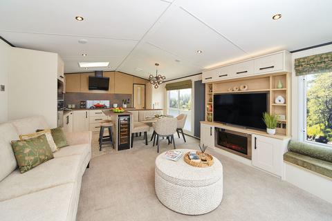 Carnaby - Grantly Lodge Brooklyn Holiday Park, Gravel Lane, Southport, Merseyside, PR9