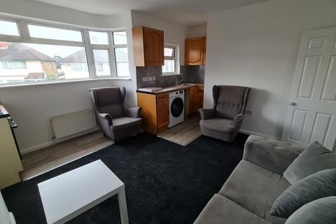 1 bedroom flat to rent, Girton Close, Northolt UB5