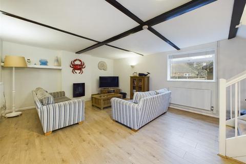 3 bedroom cottage for sale, High Street, East Runton, Cromer