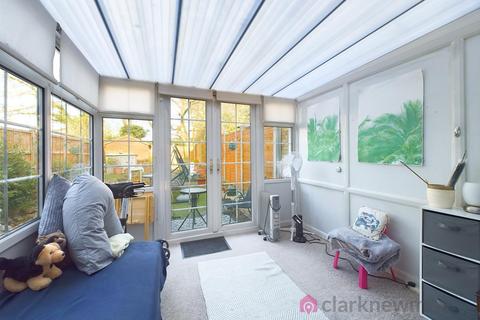159 Arkwrights, Harlow, CM20 3NA