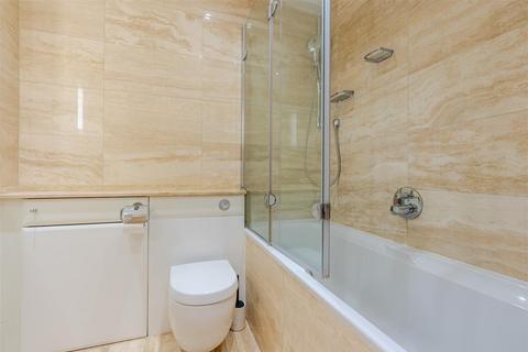 2 Agincourt, Ascot, SL5 7SJ