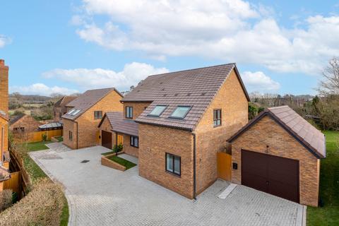 4 bedroom detached house for sale, Watercress Close, Stevenage, Hertfordshire, SG2