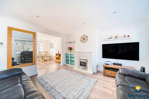 35 Burden Way, Guildford, GU2 9RB