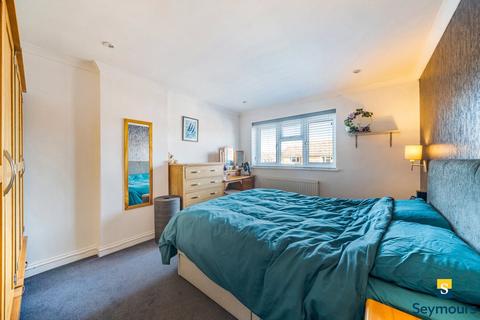 35 Burden Way, Guildford, GU2 9RB