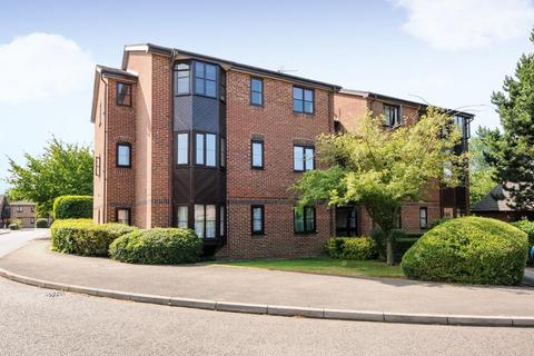 1 bedroom flat for sale, Aylesbury,  Buckinghamshire,  HP21