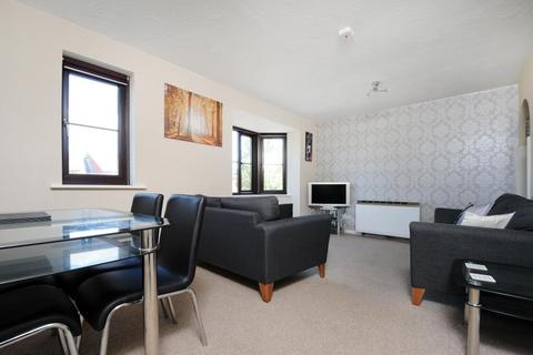 1 bedroom flat for sale, Aylesbury,  Buckinghamshire,  HP21