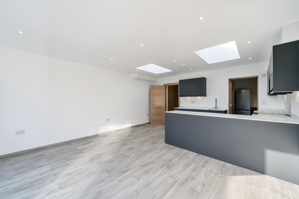 Kitchen/Reception