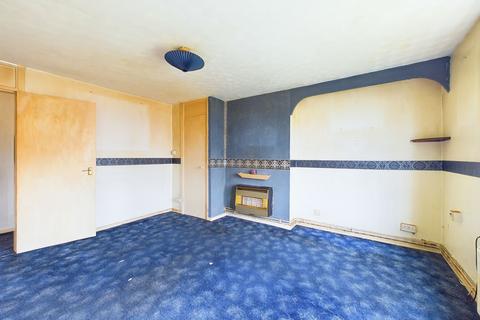 1 bedroom maisonette for sale, Lechlade Road, Nottingham NG5