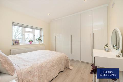 159 Hayling Road, Watford, WD19 7DB