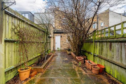 2 bedroom maisonette for sale, Hamble Street, London SW6