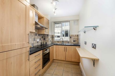 1 bedroom flat to rent, Buckingham Gate, London SW1E