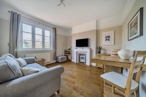 2 bedroom flat for sale, Willow Grove, Chislehurst