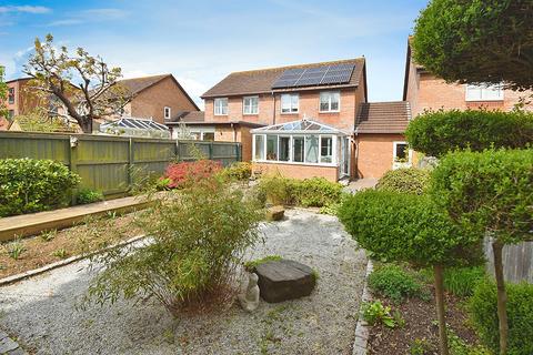 10 Stream Court, Exeter, EX2 8DL
