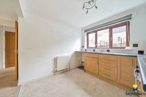 1 bedroom flat for sale, Curling Vale, Surrey GU2