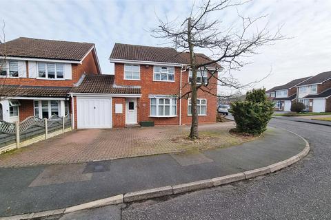 4 bedroom link detached house for sale, Varlins Way, Kings Norton